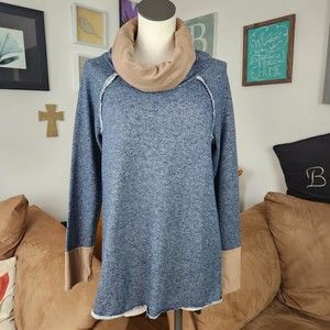 Mon Ami Cowl Neck Top Size S